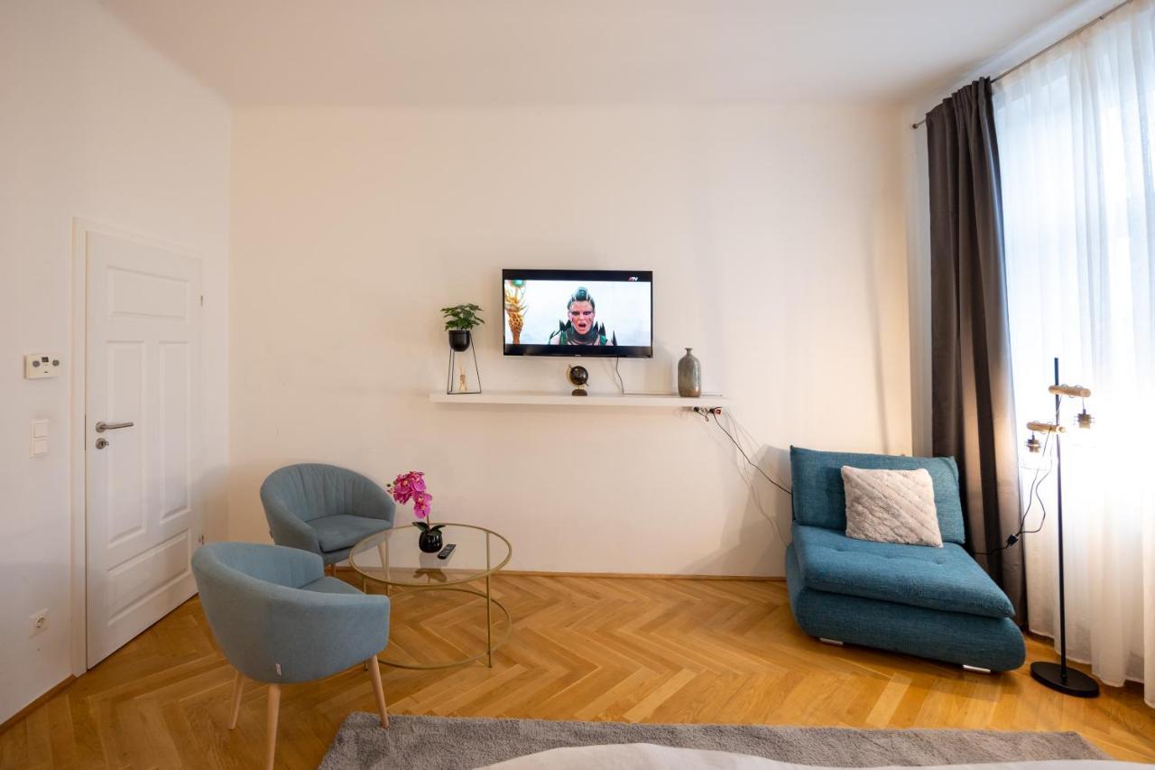 Delightful 1 Bedroom Near Schoenbrunn And Westbahnhof With Big Porch 비엔나 외부 사진